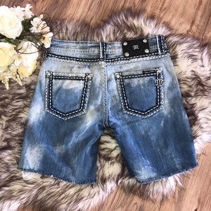 Miss Me shorts size 27